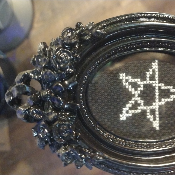 Unique eclectic art - Picture 3 of 6